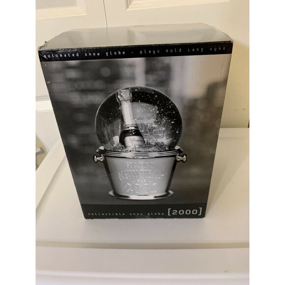 Vtg Mr Christmas Automated Snow Globe Millennium Edition Happy‎ New Year 2000 - Picture 1 of 9